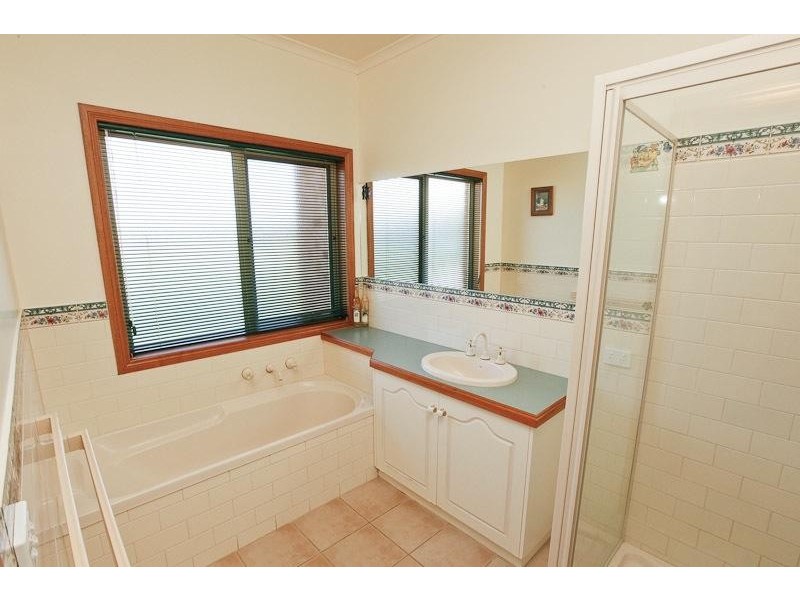 1042 Sandilong Avenue, Irymple VIC 3498