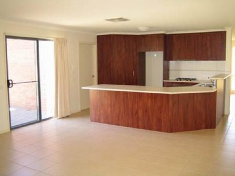 8 Darlington Parade, Mildura, Mildura VIC 3500