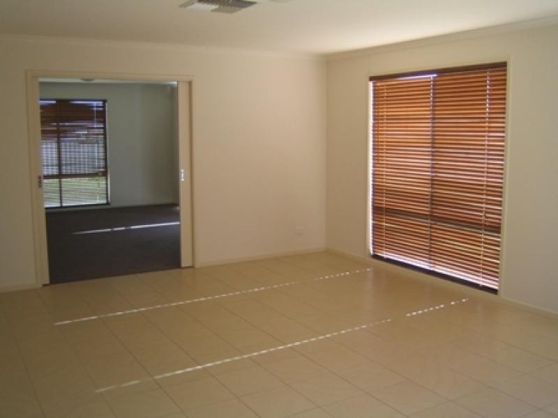 8 Darlington Parade, Mildura, Mildura VIC 3500