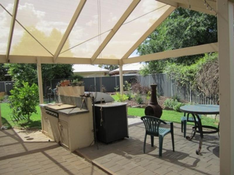 37 Riverside Avenue, Mildura VIC 3500