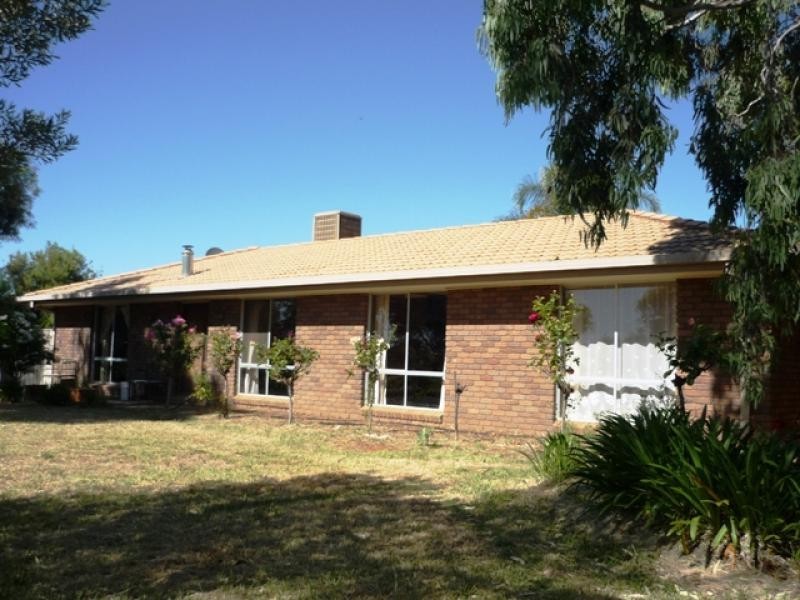 26 Konnung Avenue, Red Cliffs VIC 3496
