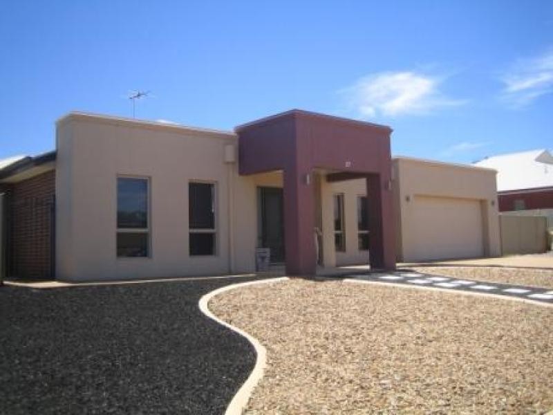 27 Drings Way, Gol Gol NSW 2738