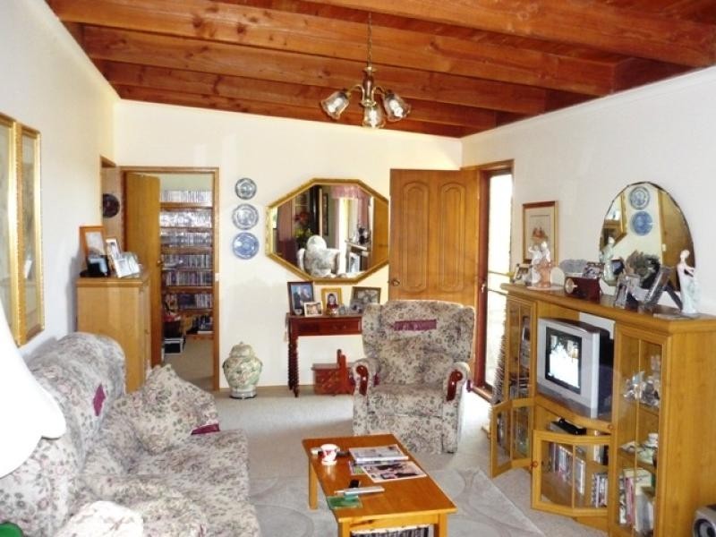 9 Bourke Road, Cardross VIC 3496