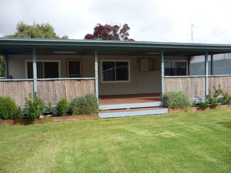 64 George Street, Robinvale VIC 3549