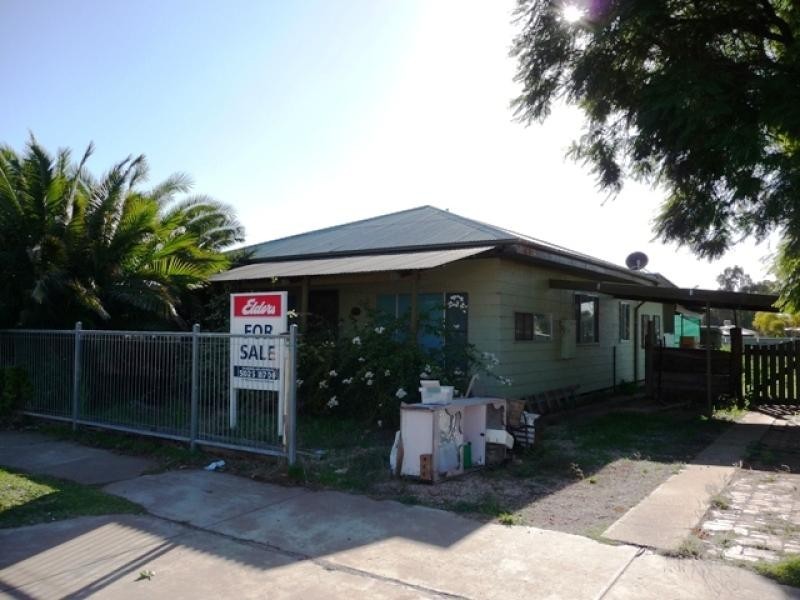 14 Carrington Street, Robinvale VIC 3549