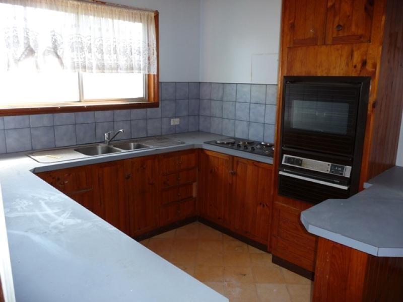 14 Carrington Street, Robinvale VIC 3549