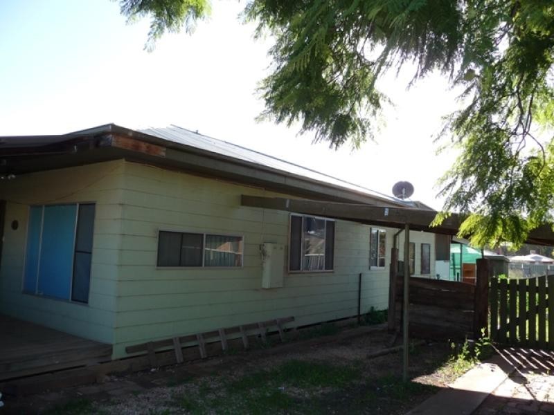 14 Carrington Street, Robinvale VIC 3549