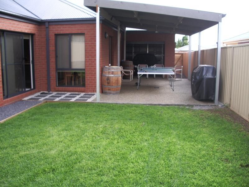 11 DRINGS WAY, Gol Gol NSW 2738