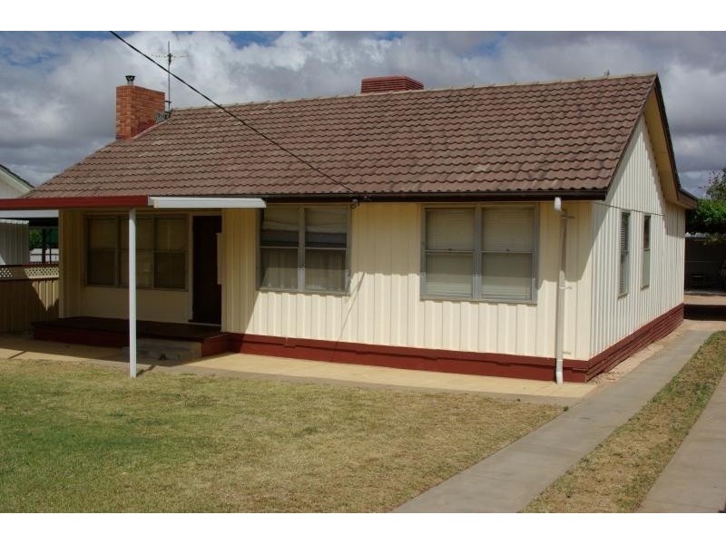 28 COMMERCIAL STREET, Merbein VIC 3505