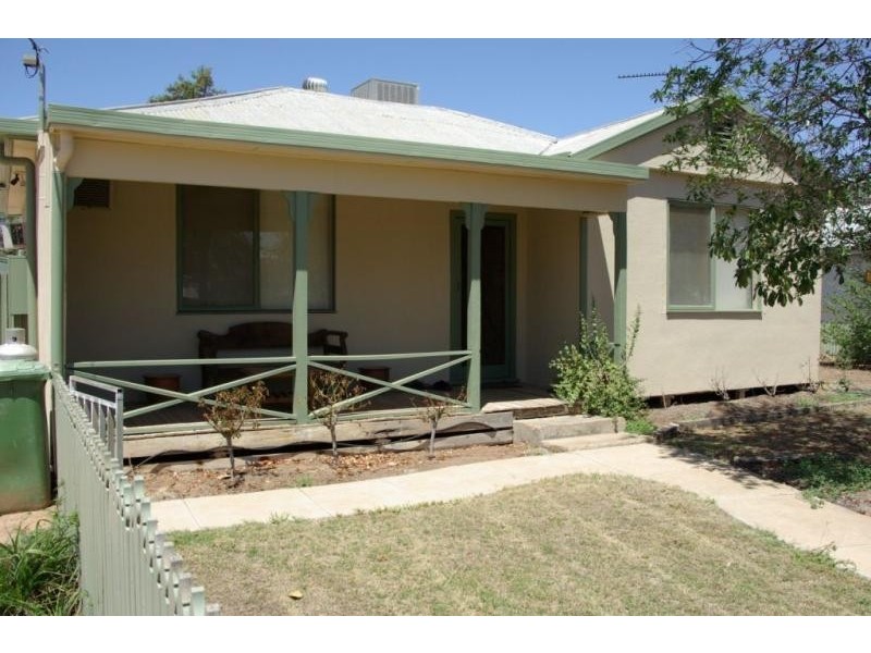 54 MURRAY STREET, Wentworth NSW 2648