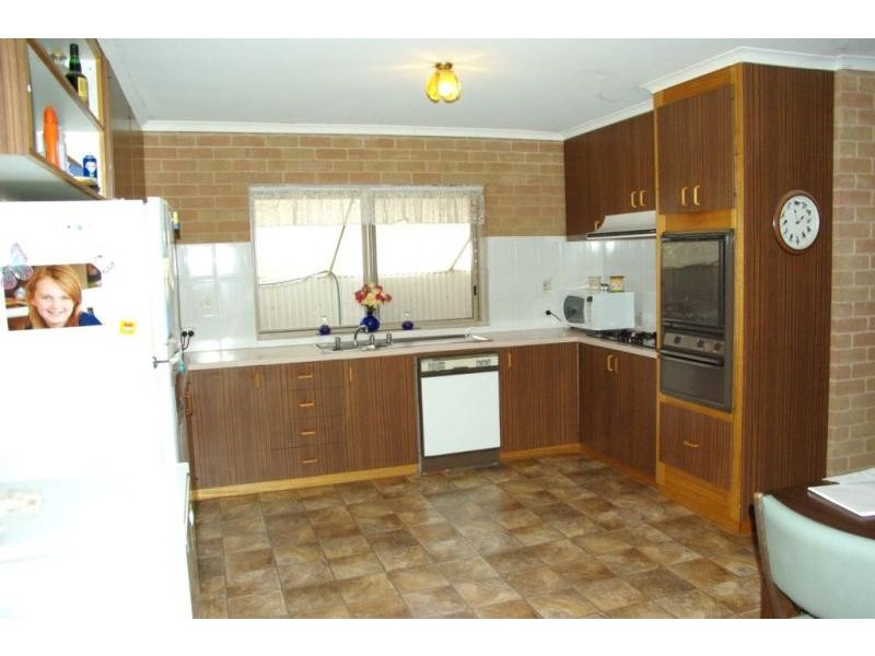 10 RYDER CRESCENT, Wentworth NSW 2648