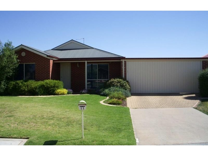 11 MONTANA DRIVE, Mildura VIC 3500