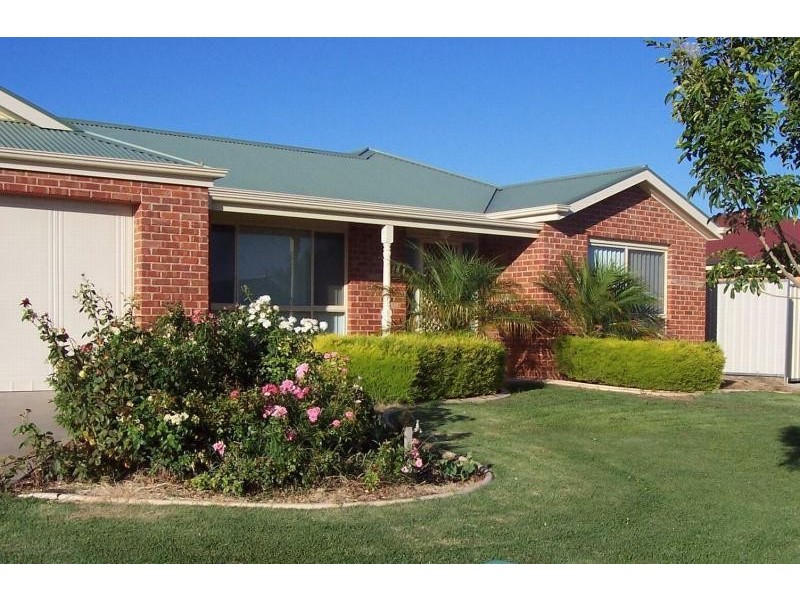 18 SIRIUS COURT, Mildura VIC 3500