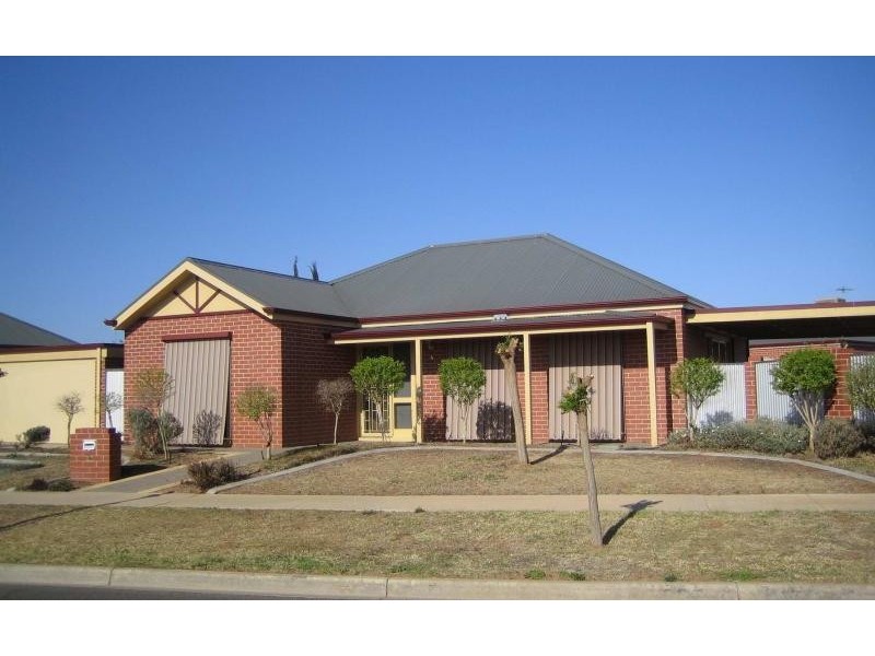 4 HOLLYWOOD BOULEVARD, Mildura VIC 3500