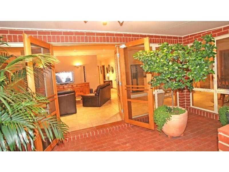 14 CAMBRIDGE TERRACE, Mildura VIC 3500