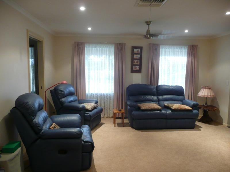 5 COLONEL COURT, Mildura VIC 3500