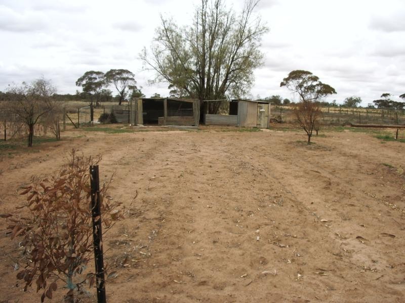 1057 STURT HIGHWAY, Merbein South VIC 3505