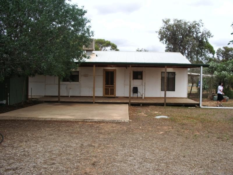 1057 STURT HIGHWAY, Merbein South VIC 3505
