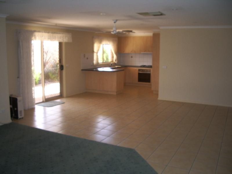7 E SIRIUS COURT, Mildura VIC 3500