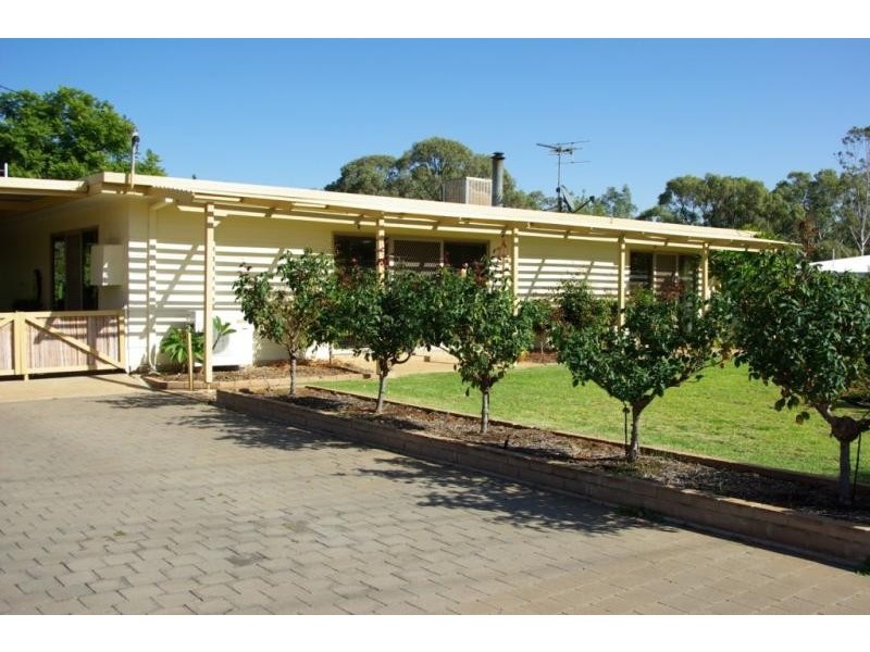 188 Adams Street, Wentworth NSW 2648