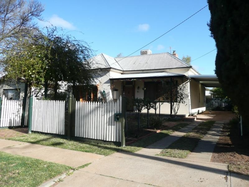 13 WALTHAM AVENUE, Mildura VIC 3500