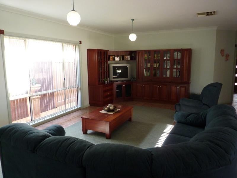 2 Wills Court, Mildura South VIC 3501