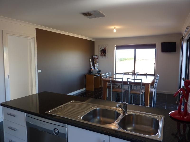 14 Summer Drive, Buronga NSW 2739