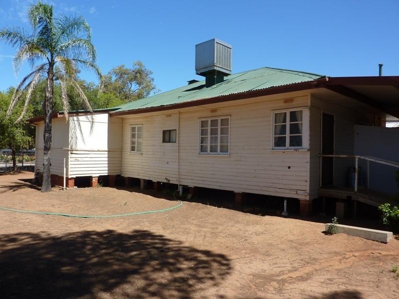 83 Tapio Street, Dareton NSW 2717
