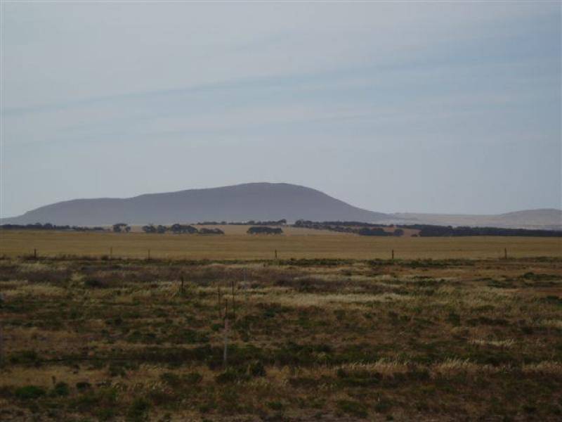 . FLINDERS HIGHWAY, Coulta SA 5607