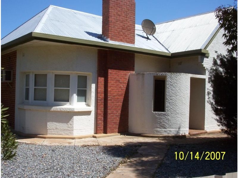 15 TUMBY BAY ROAD, Cummins SA 5631