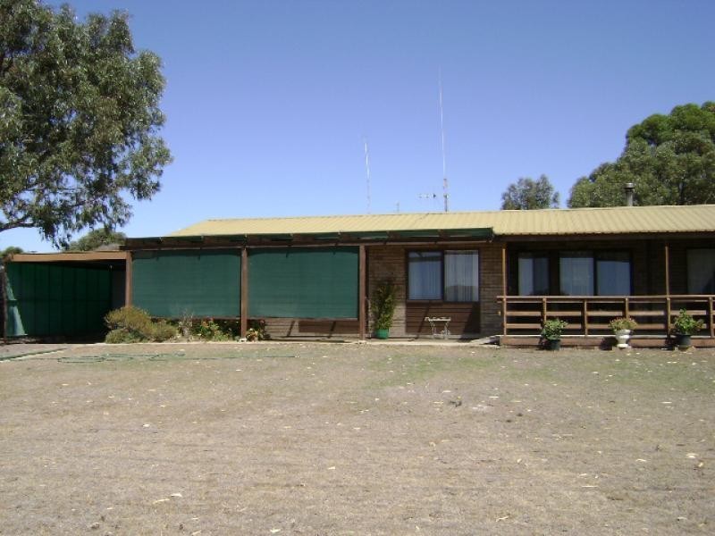 2 FLAVEL DRIVE, Cowell SA 5602