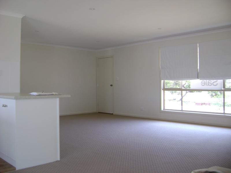 8 ARNO BAY ROAD, Cleve SA 5640