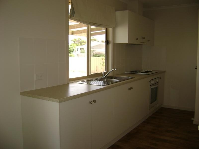 8 ARNO BAY ROAD, Cleve SA 5640