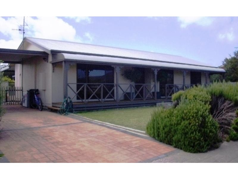 1 BURNETT STREET, Tumby Bay SA 5605