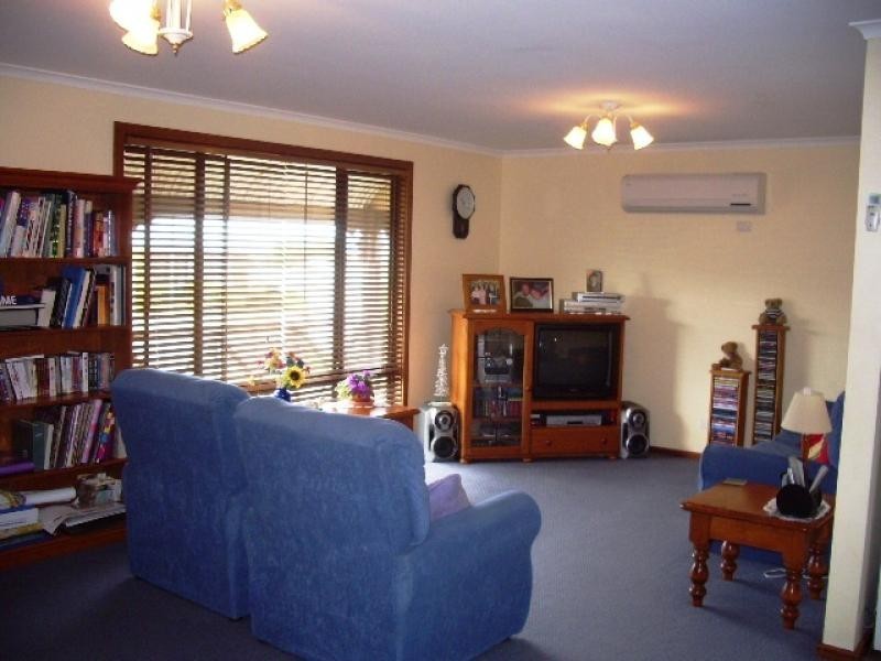 1 BURNETT STREET, Tumby Bay SA 5605