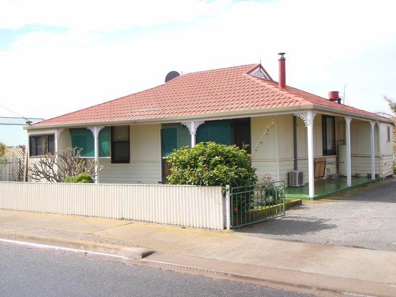 1 SCHRAMM STREET, Tumby Bay SA 5605