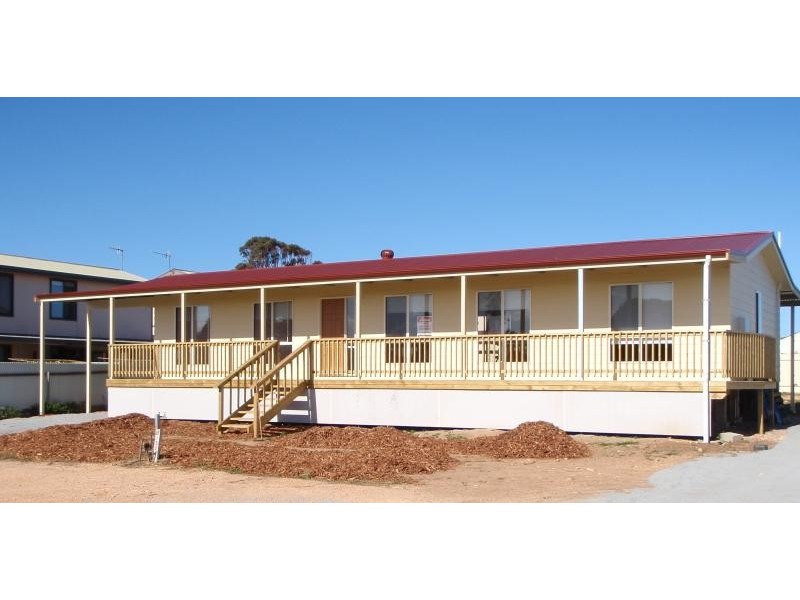 6 BERRYMAN STREET, Tumby Bay SA 5605