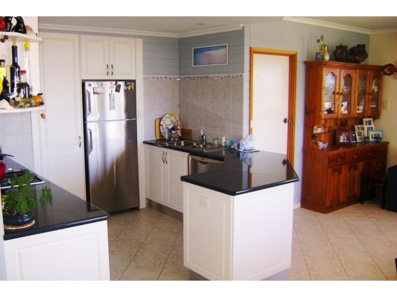 83 Greenly Avenue, Coffin Bay SA 5607