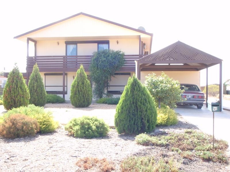 50 LINCOLN HIGHWAY, Cowell SA 5602
