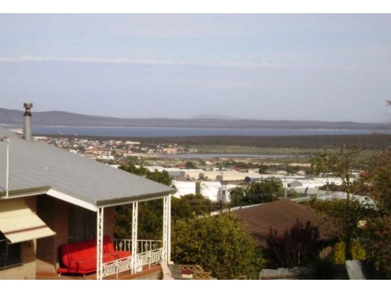 8 Day Street, Port Lincoln SA 5606