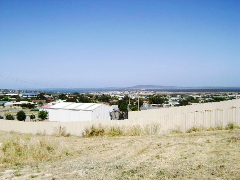 18 Lawson Drive, Port Lincoln SA 5606