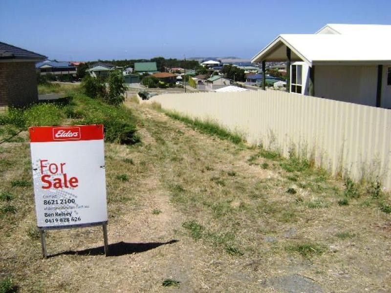 18 Lawson Drive, Port Lincoln SA 5606