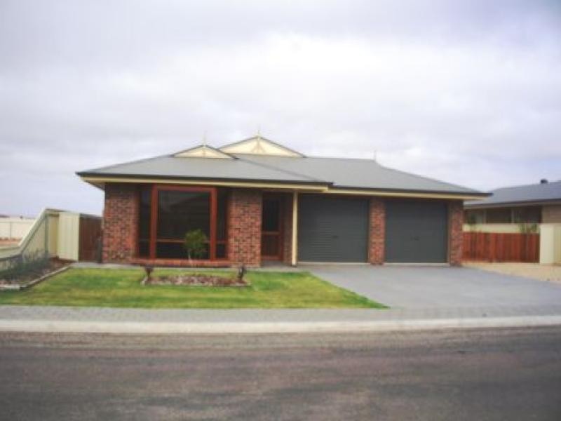 28 LAWRIE STREET, Tumby Bay SA 5605