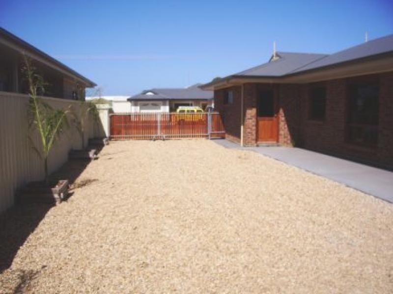 28 LAWRIE STREET, Tumby Bay SA 5605