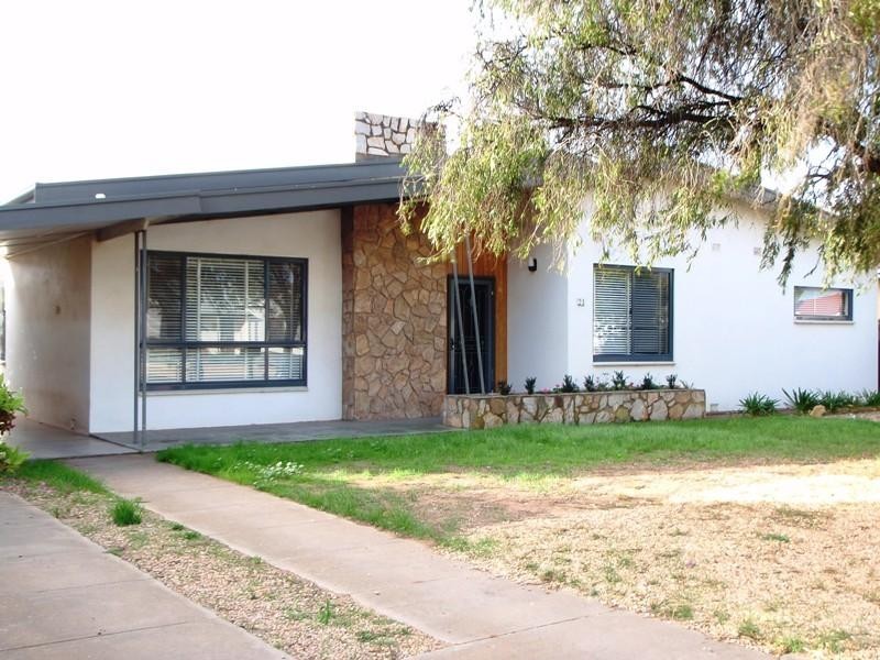 21 WIBBERLEY STREET, Tumby Bay SA 5605