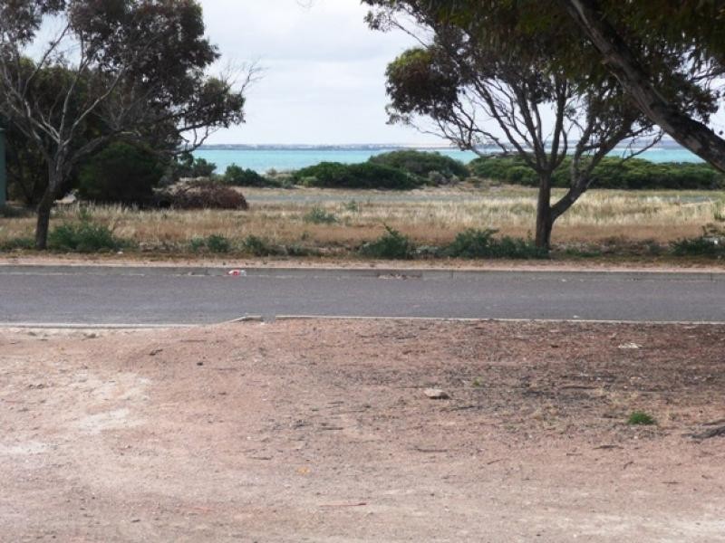 28 Will Street Thevenard, Ceduna SA 5690