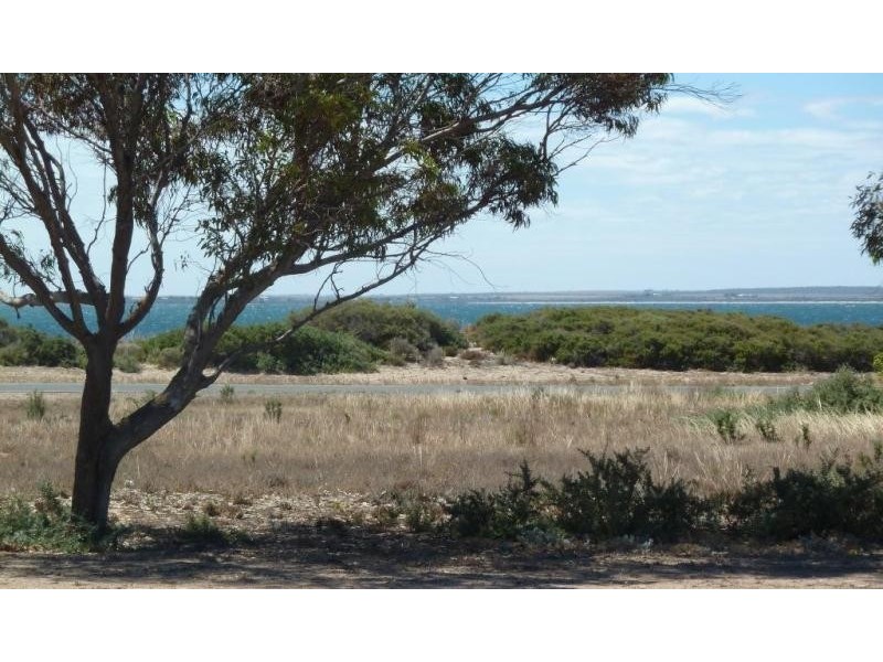 28 Will Street Thevenard, Ceduna SA 5690