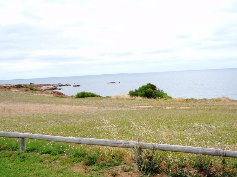 5 O’SHANNAHAN DRIVE, Louth Bay SA 5607