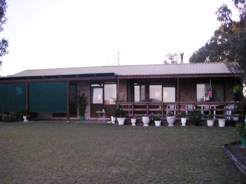 2 FLAVEL DRIVE, Cowell SA 5602