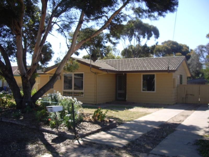 10 PONTON GROVE, Cummins SA 5631